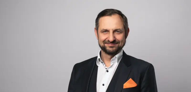 Portrait of Jorgo Chatzimarkakis, CEO of Hydrogen Europe