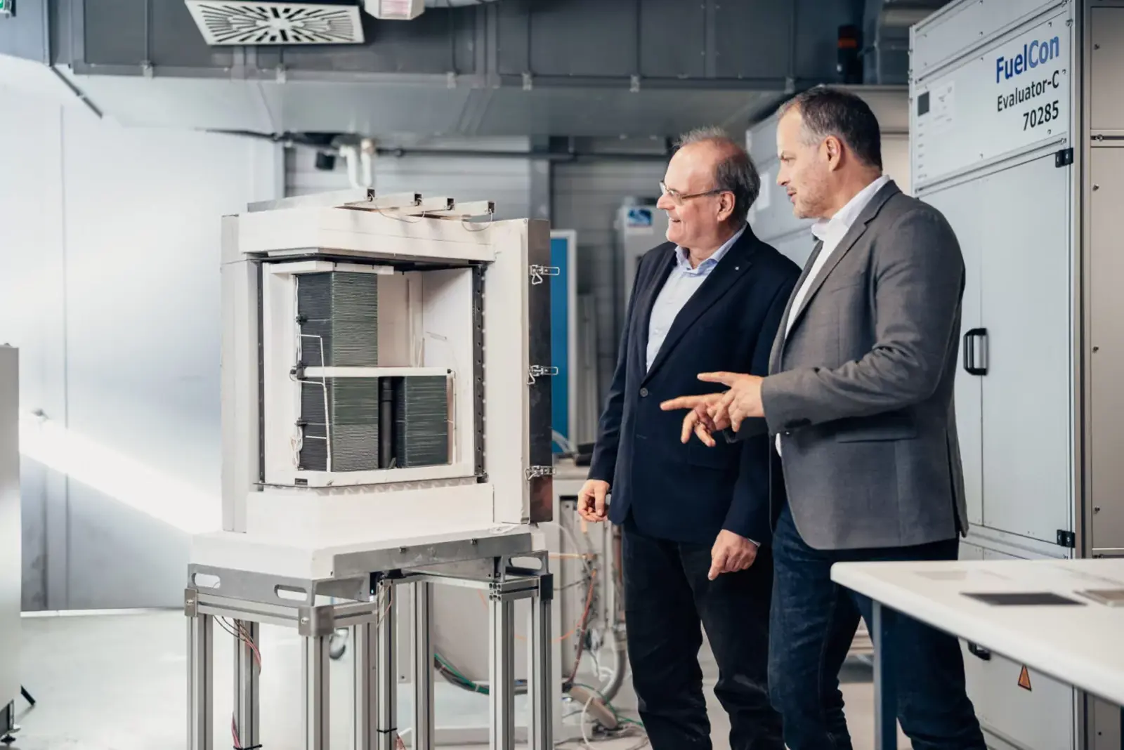 A conversation between Professor Alexander Michaelis and Dr. Werner Ponikwar