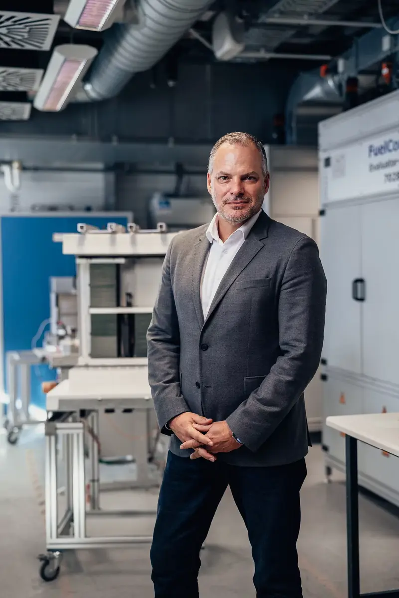 A conversation between Professor Alexander Michaelis and Dr. Werner Ponikwar